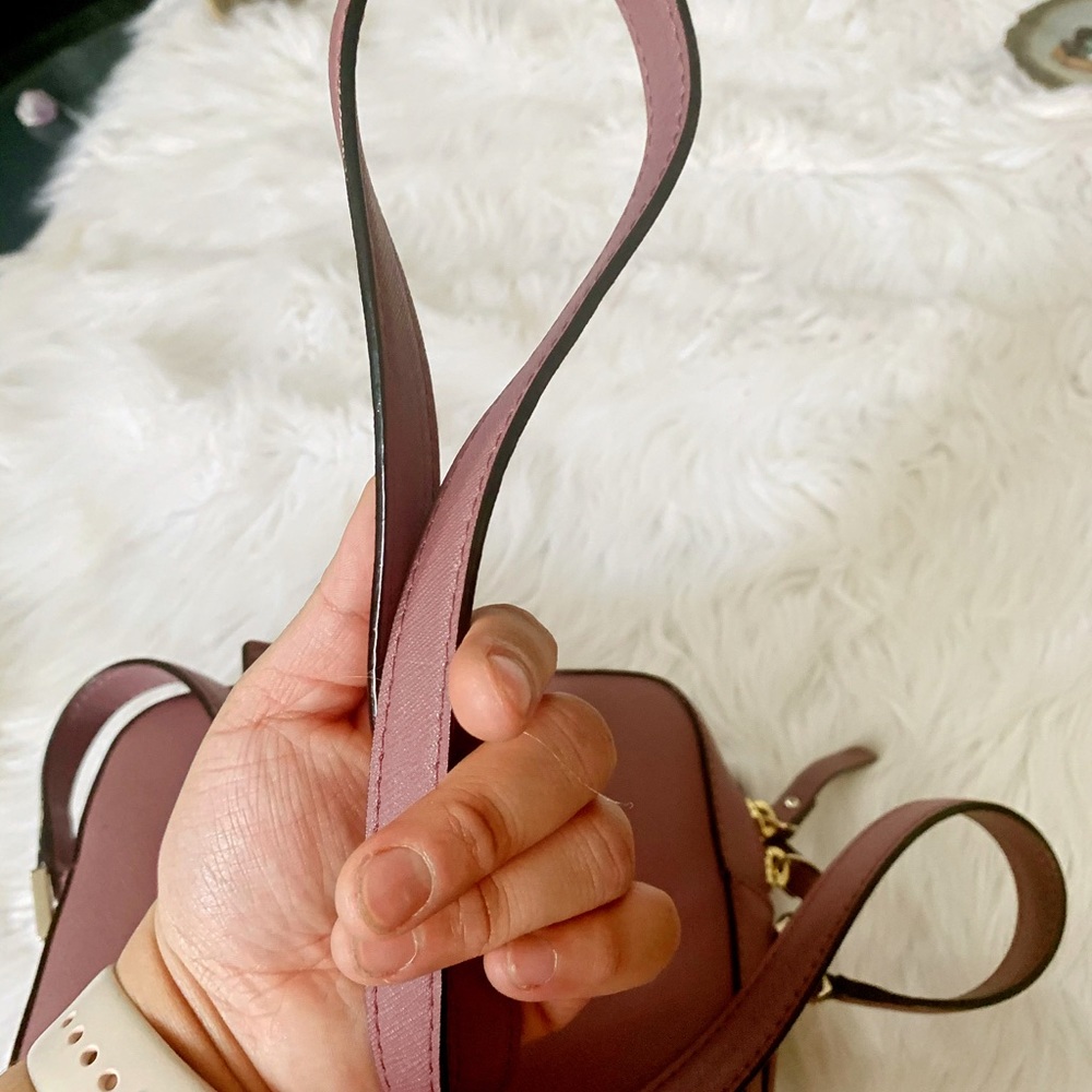 ❌SOLD❌ Like New ♠️ Kate Spade ♠️ Crossbody - Picture 15 of 16